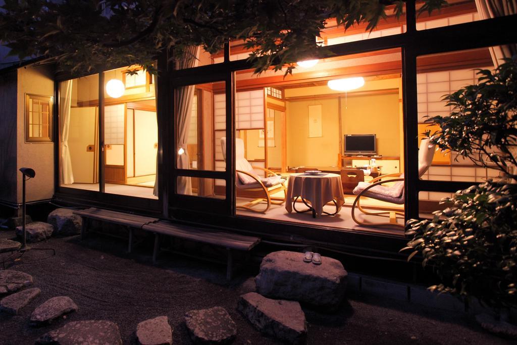 Shimizu Ryokan Юфу Екстер'єр фото