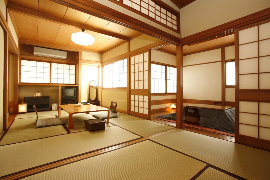 Shimizu Ryokan Юфу Екстер'єр фото